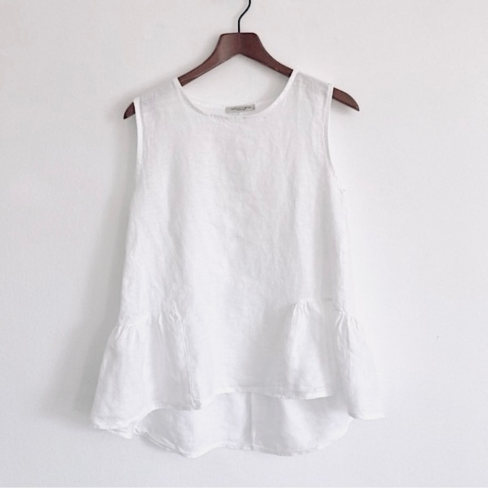 Elegant White Sleeveless Blouse